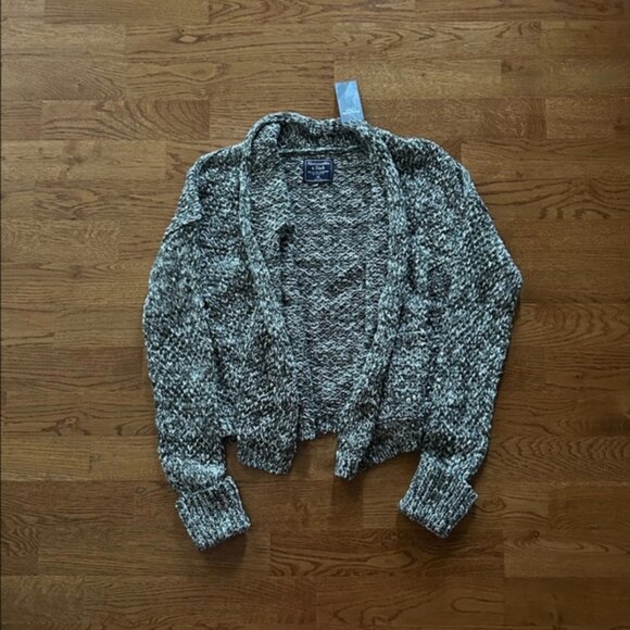 NWT Abercrombie Cardigan Sweater Green White Women Knit Soft Open Marled Shawl - Picture 1 of 3